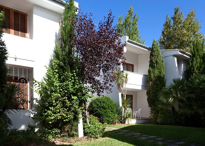 Apartamentos Leo